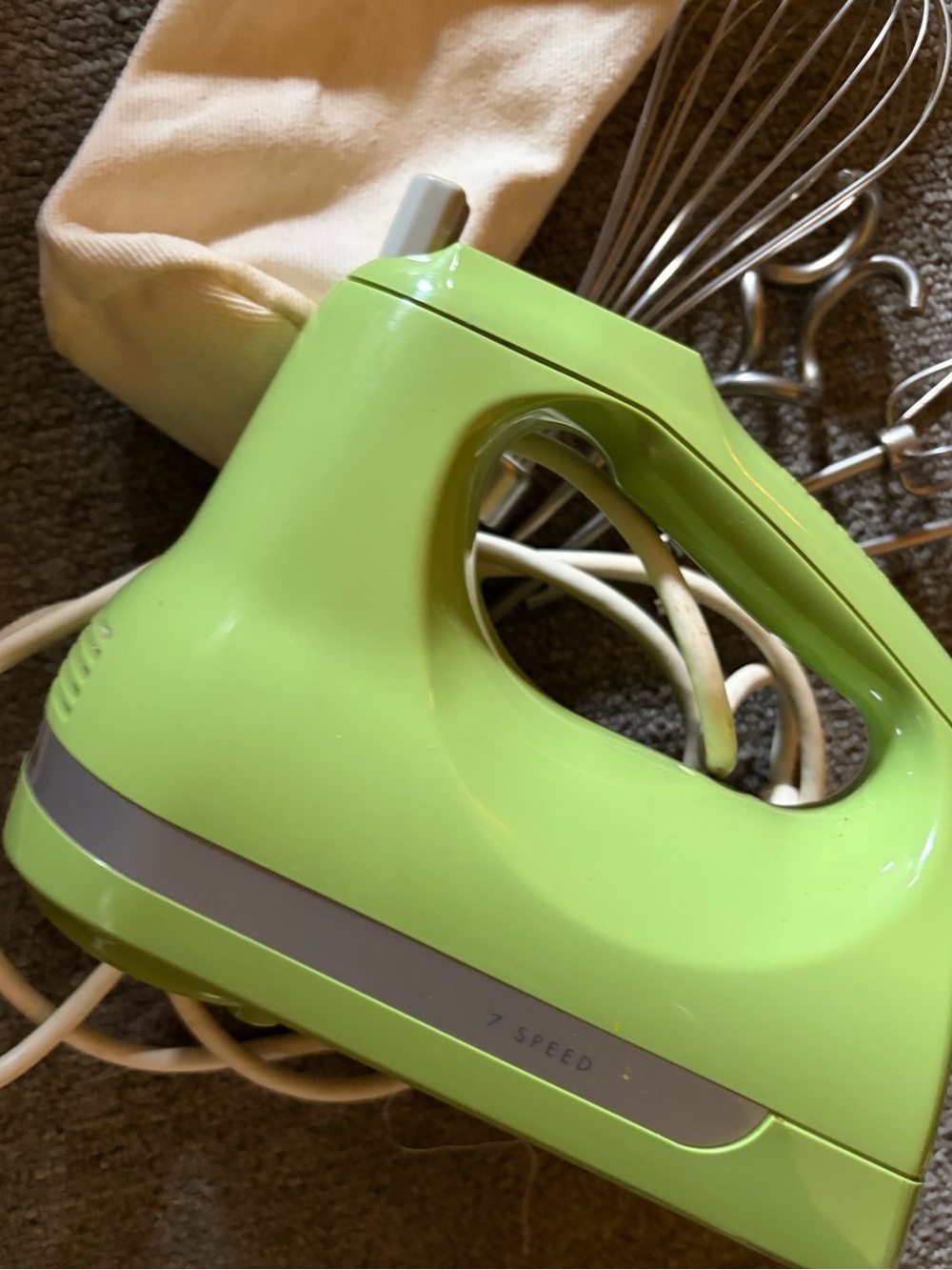 KitchenAid Apple Green 7-Speed Hand Mixer with Attachments Vintage 🟣 FINAL PRICE